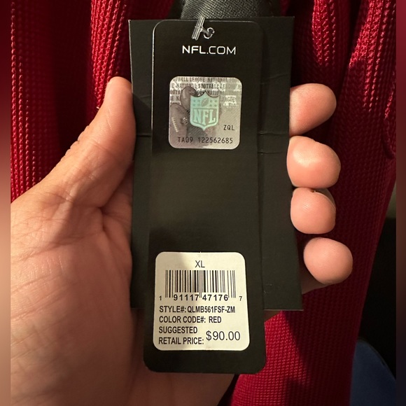 49ers brand new sweater. Never used. - Picture 2 of 4